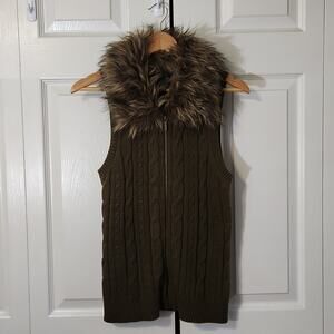 Chaps Denim Olive‎ Green Cable Knit Faux Fur Collar Full Zip Sweater Vest Small
